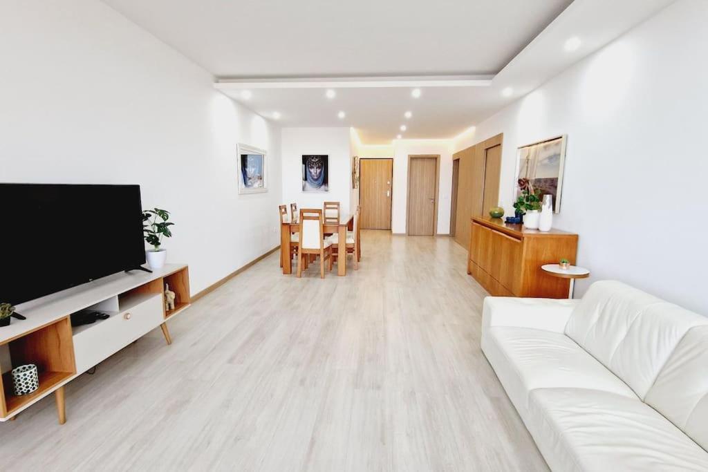 プライアApartamento Encantador Com Piscina E Vista Marアパートメント エクステリア 写真